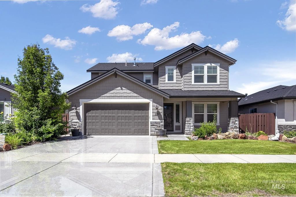 3303 S Island Fox Ave, Eagle