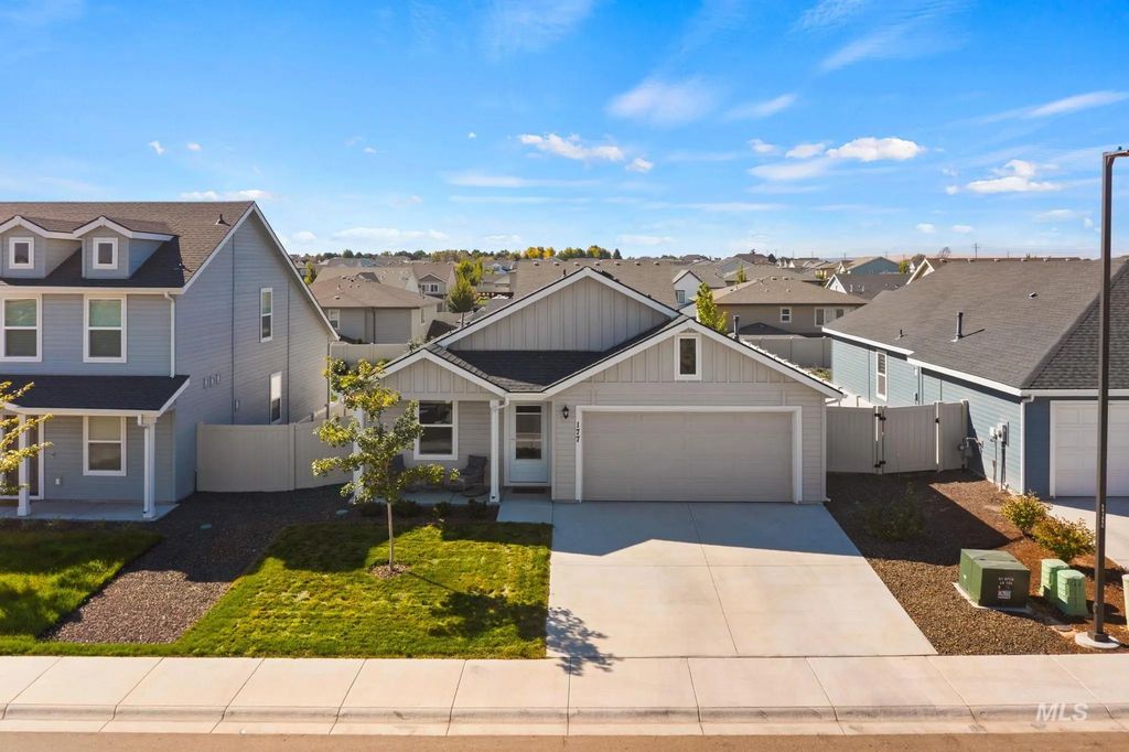 177 E Liberator Ct, Meridian