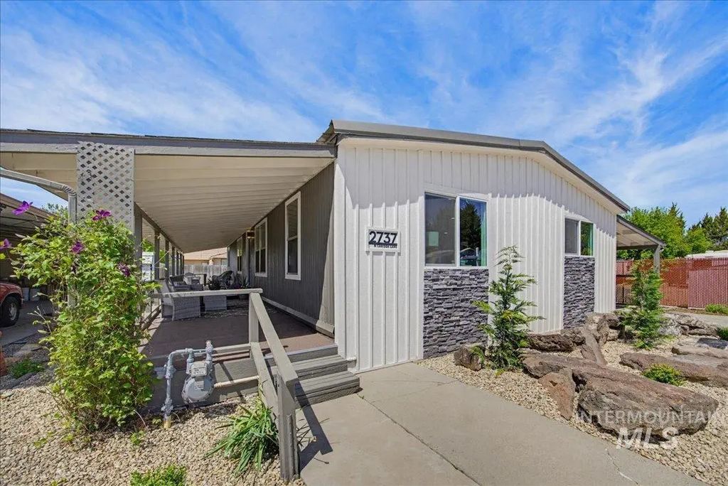 2737 N Carissa Ln, Boise