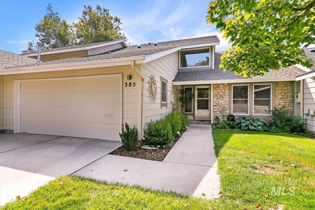 385 W Charlwood Ct, Boise