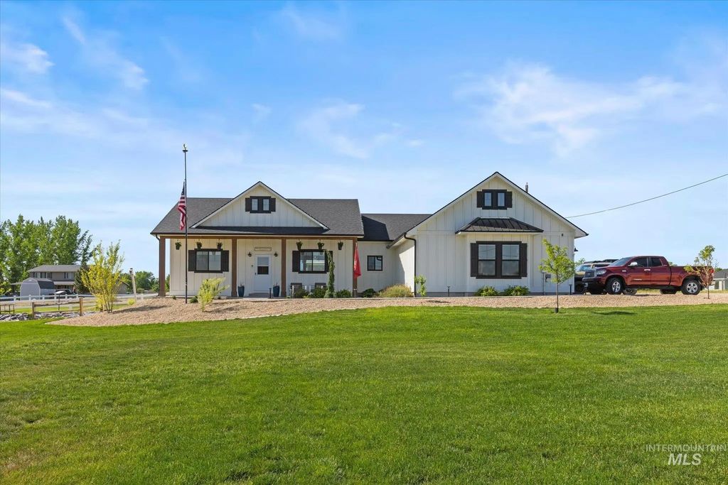 17220 Colbey Lane, Wilder