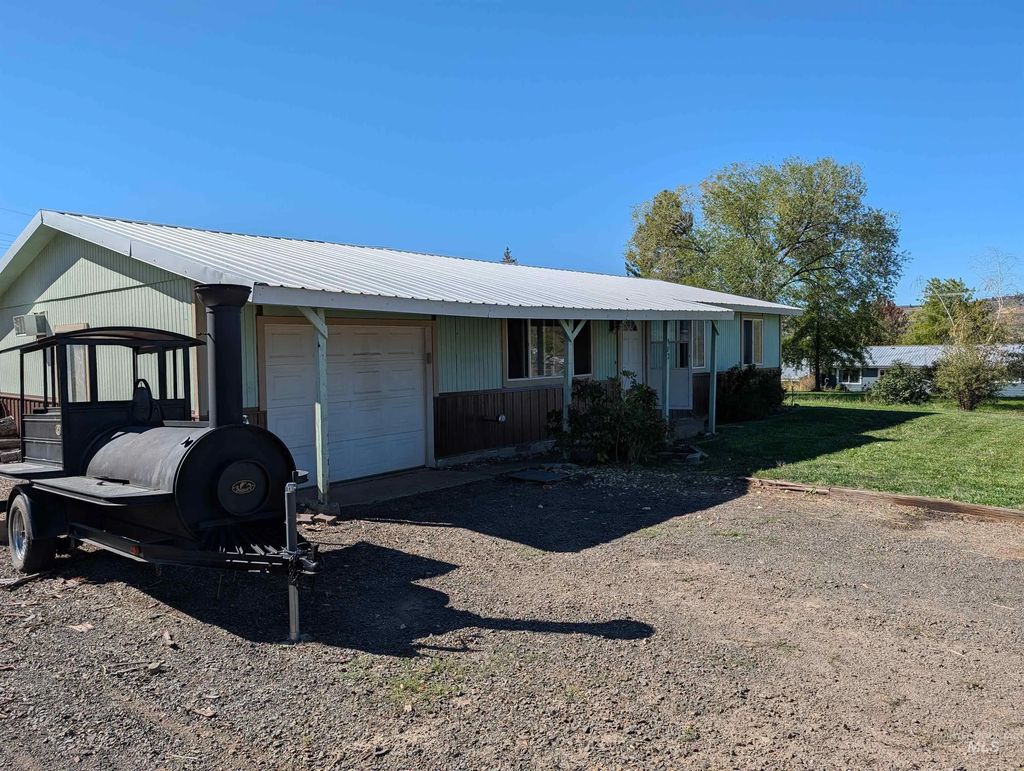 802 E Lucile Avenue, Council