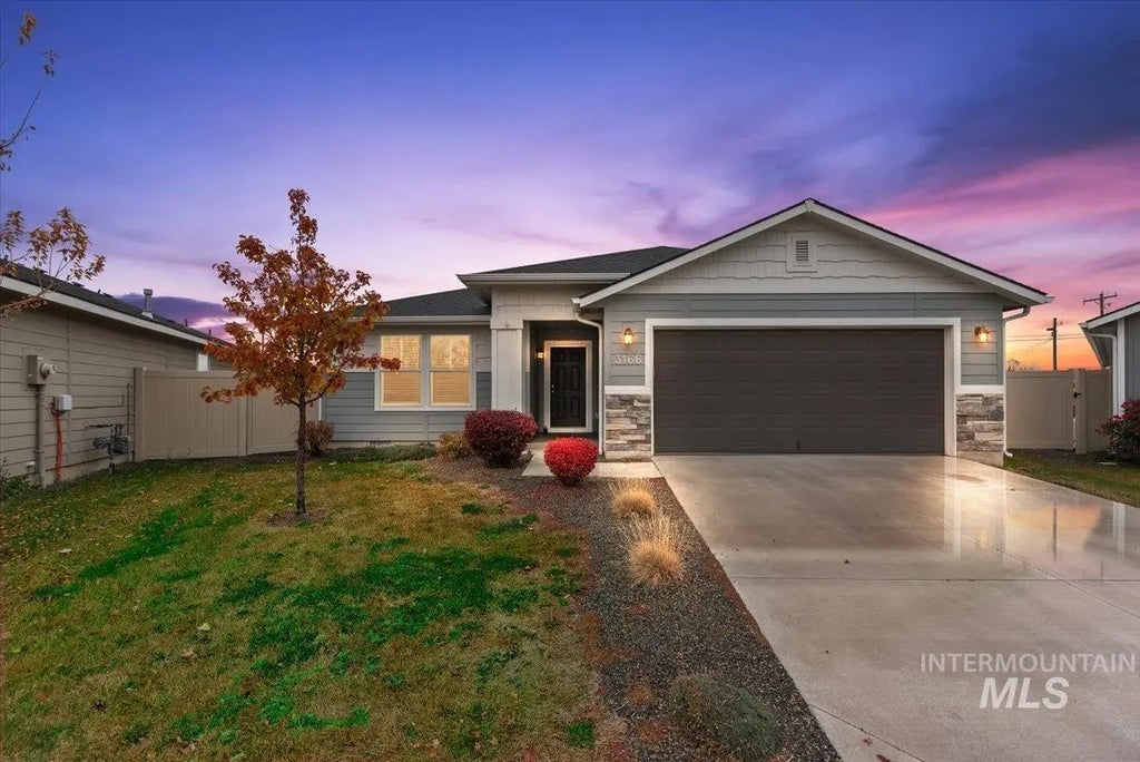 3166 N Saratov, Kuna