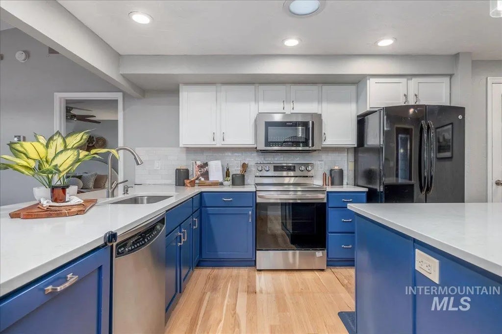 387 W Pickerell Ct, Boise