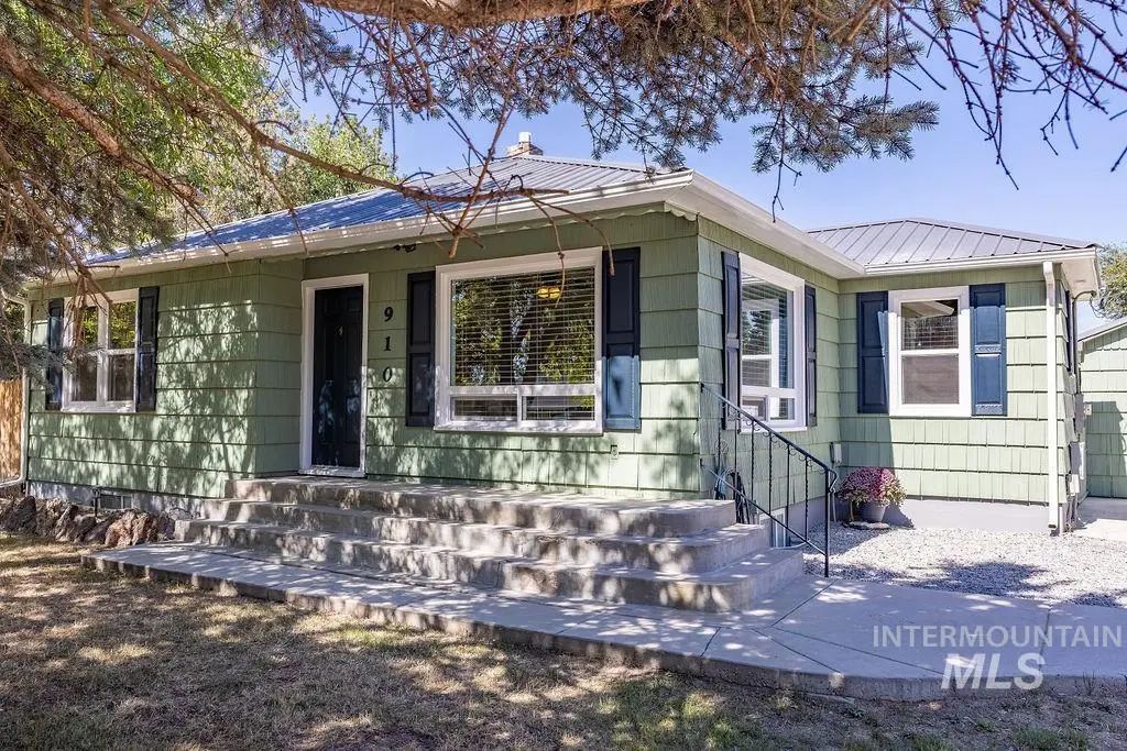 910 W Orchard Ave, Nampa