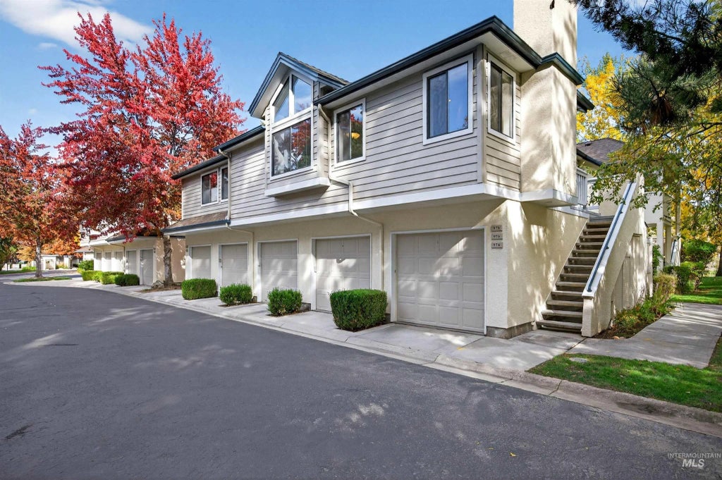 978 E Riverpark Lane, Boise