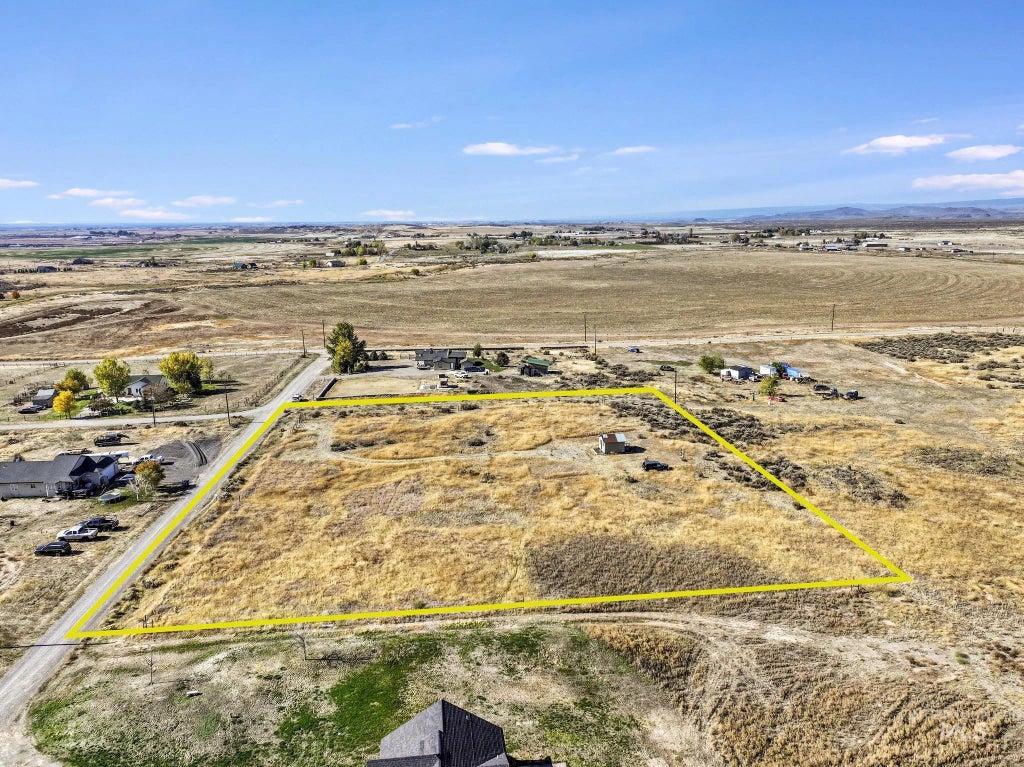 584 N Circle, Shoshone