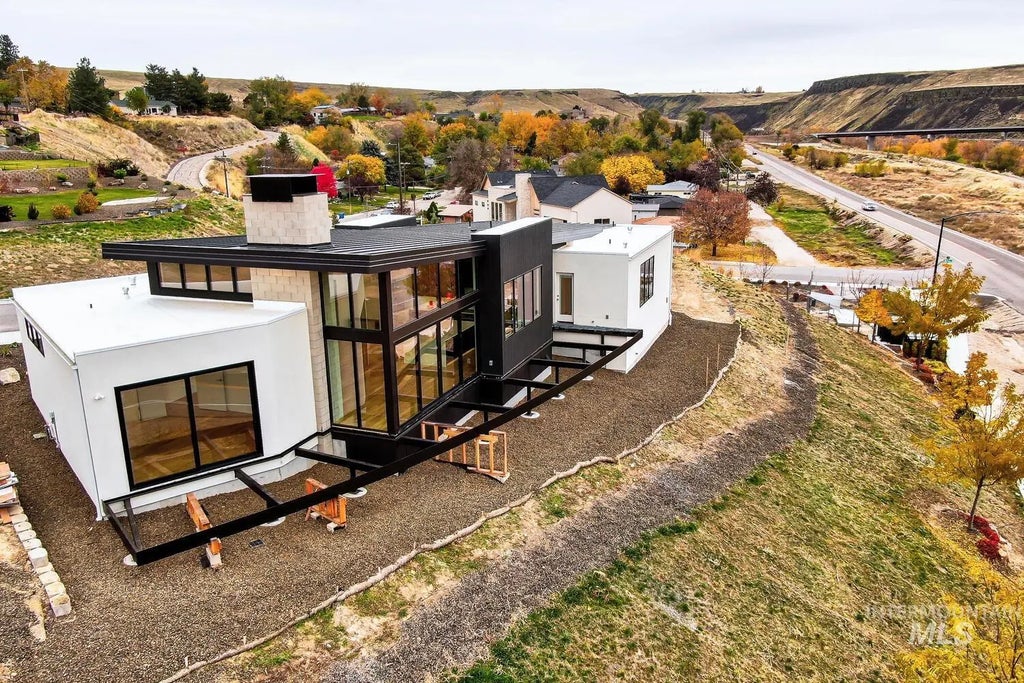 5775 S Brian Way, Boise