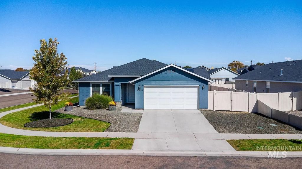 16924 N Lowerfield Loop, Nampa