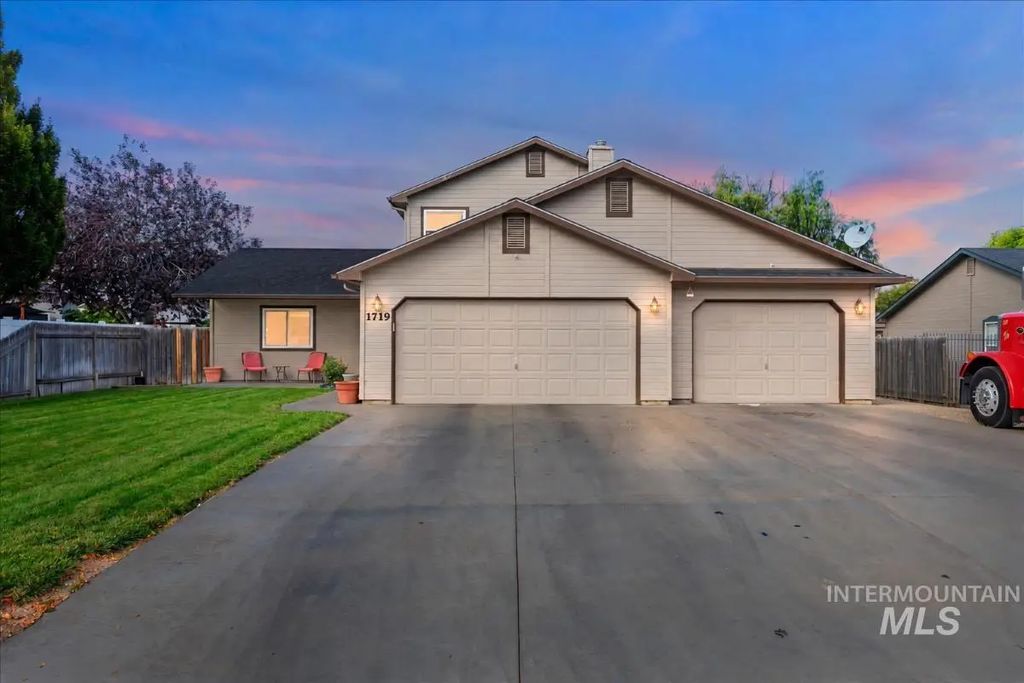1719 Emerald Drive, Nampa