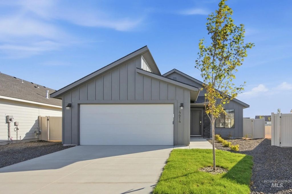 4414 S Amsterdam Ave, Nampa