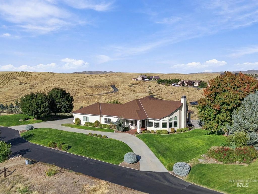 4822 N Smoky Ridge Lane, Eagle