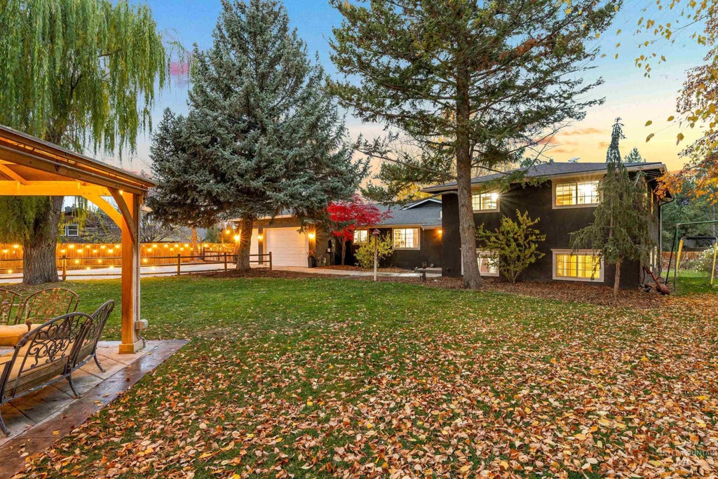 1160 W Hialeah Circle, Eagle