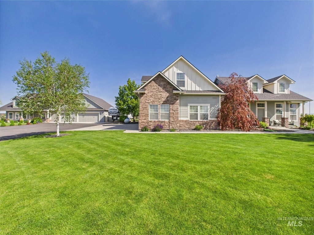 7866 Open Sky Rd, Middleton