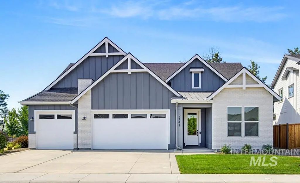 2141 E Thea Dr, Kuna