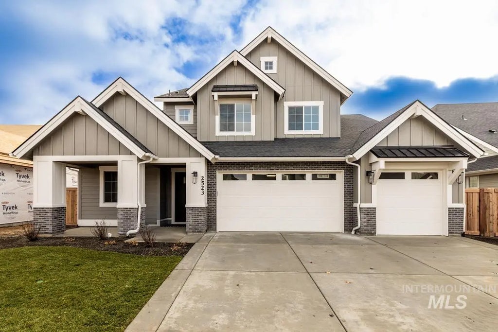 2523 E Tenzing Dr, Meridian