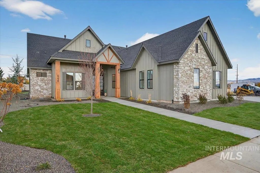 6228 W Evita St, Eagle