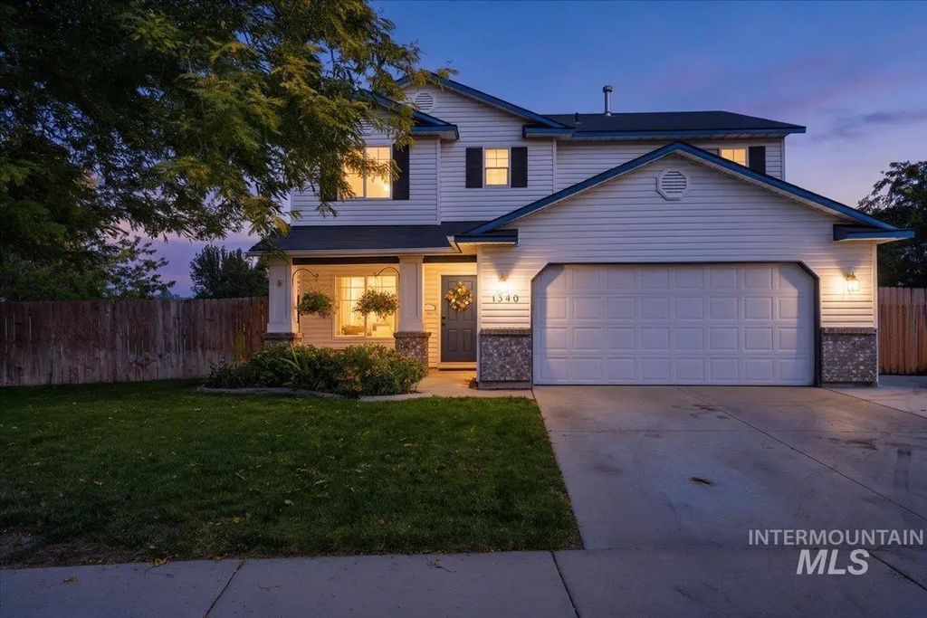 1340 N Golfview Way, Meridian