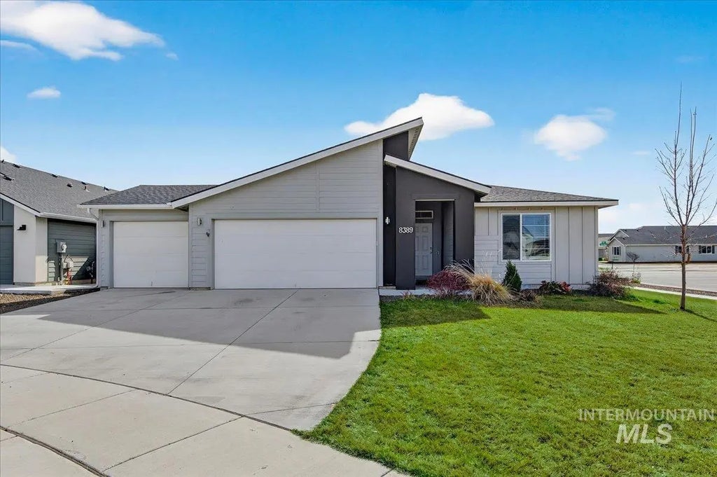 8389 E Harpster Ct., Nampa