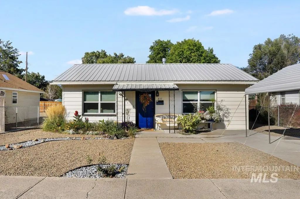 837 N 8th E, Mountain Home
