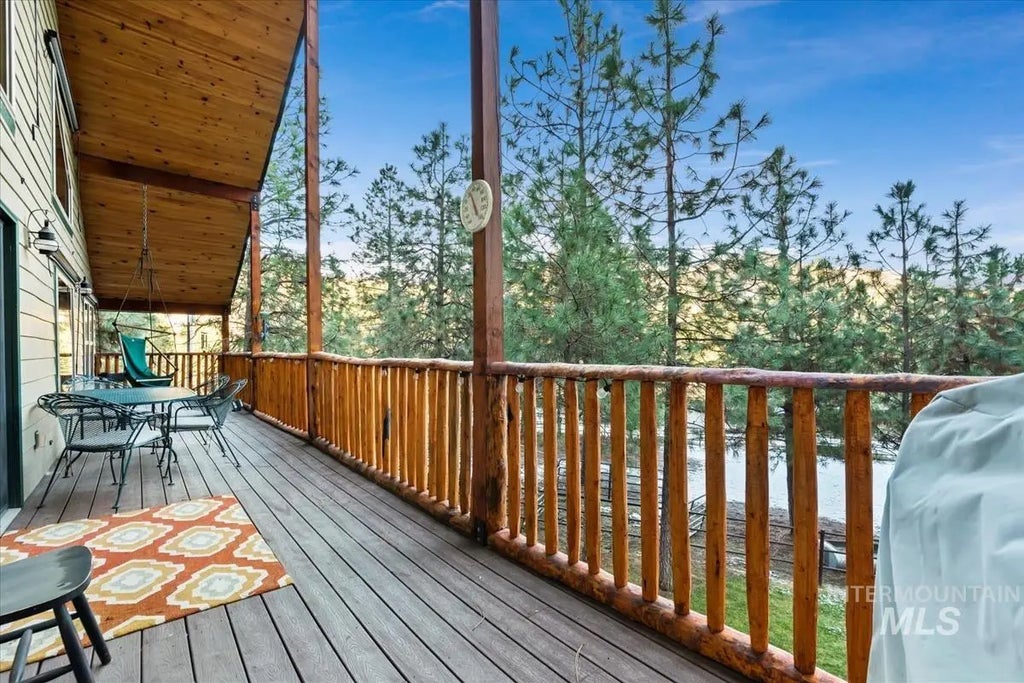 182 Southfork Rd, Garden Valley