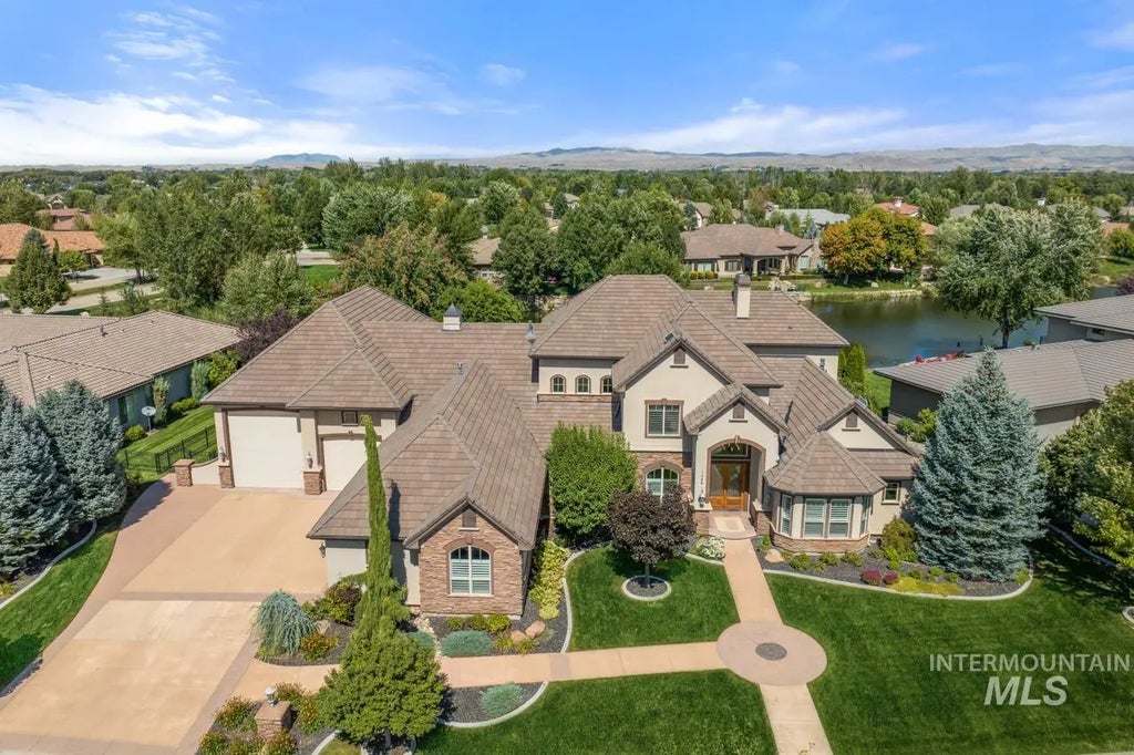 1046 W Sherington Dr., Eagle