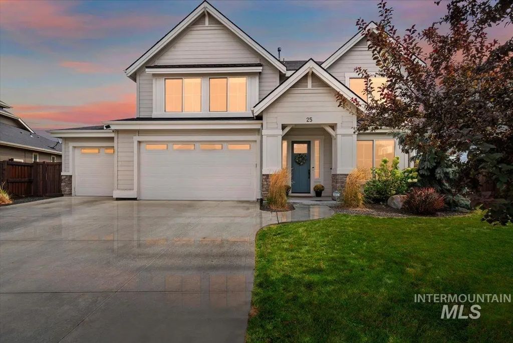25 W Heston Dr, Meridian