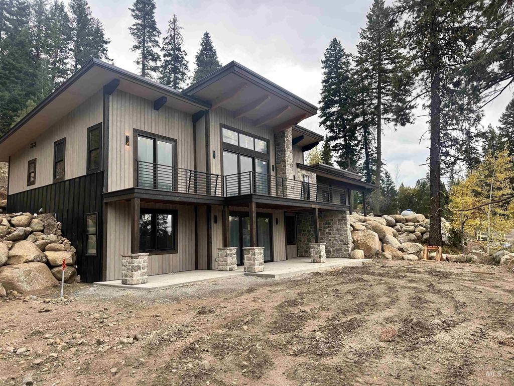 1125 Aspen Ridge, McCall