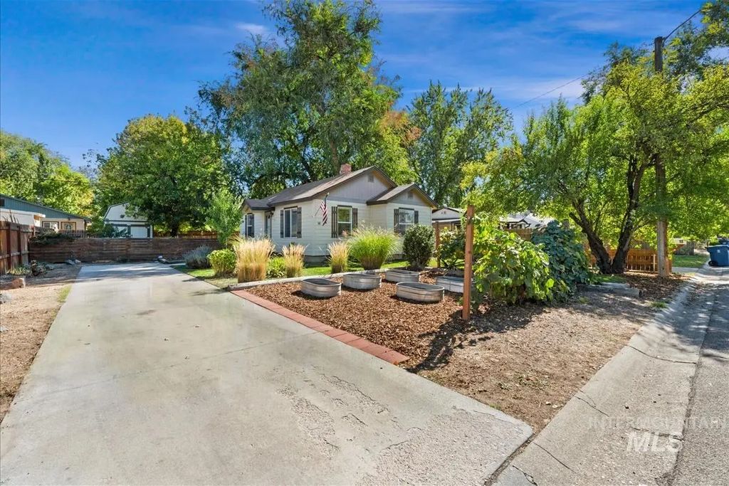 14 S Wheeler St, Boise