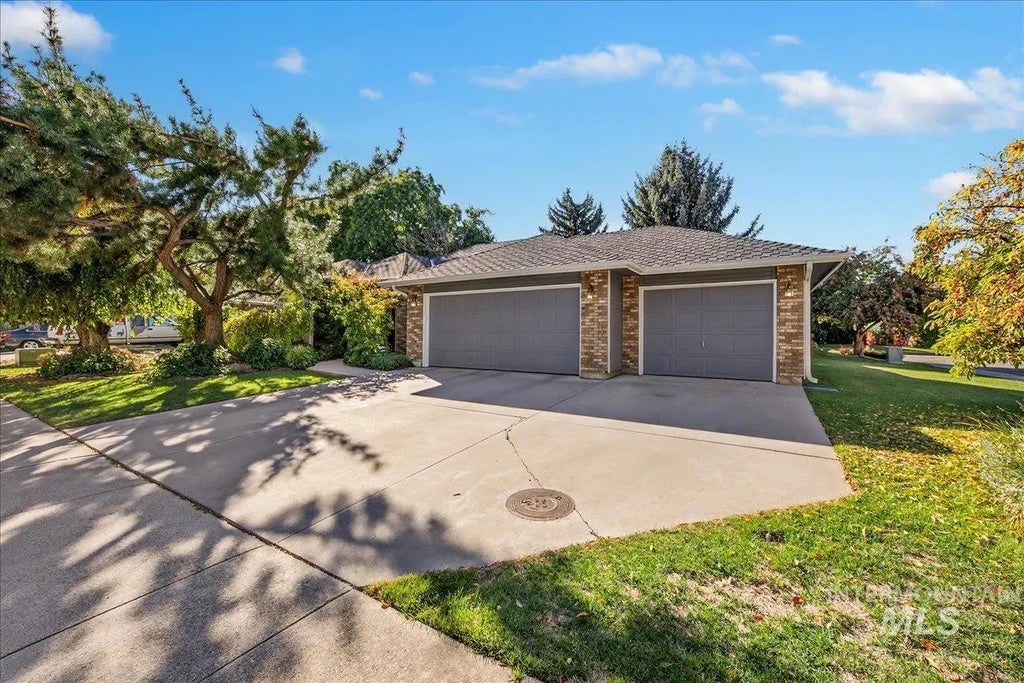 5141 N Samson Ave, Boise