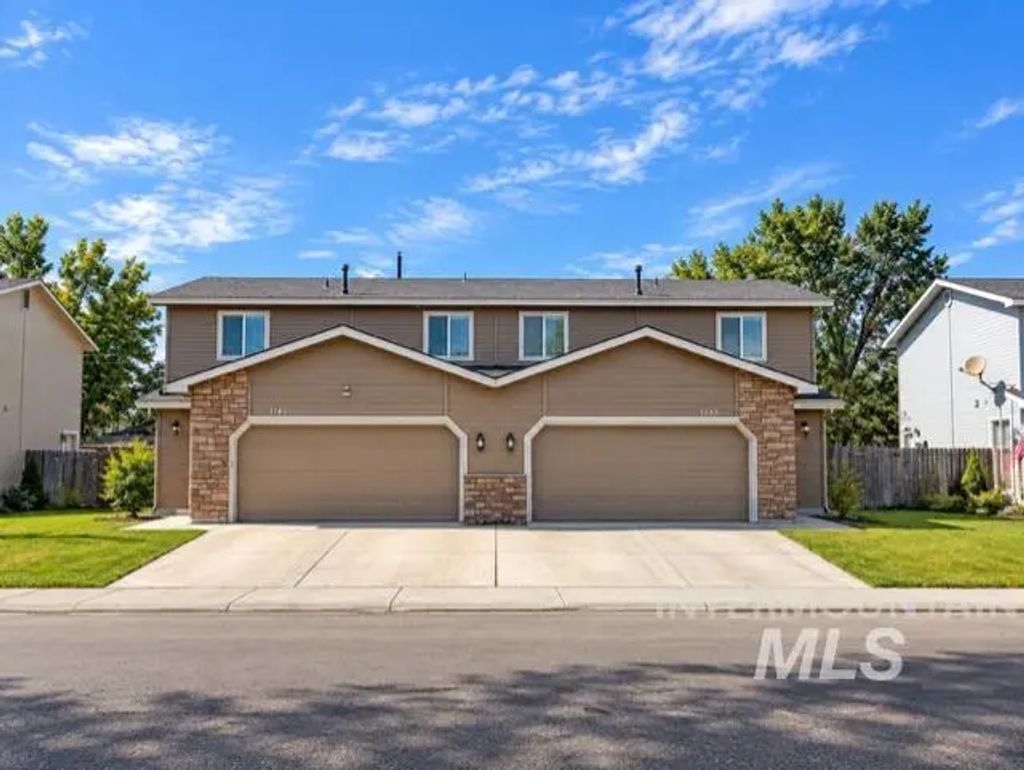 1141 & 1143 N 14th East, Mountain Home
