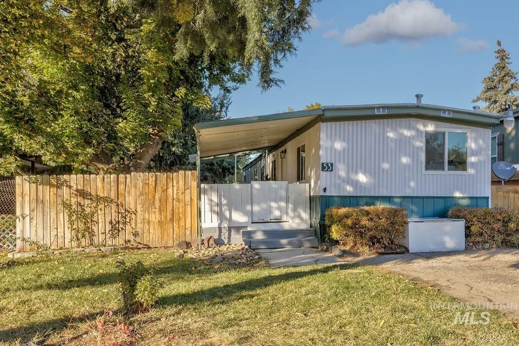 10601 N Horseshoe Bend Rd #53, Boise