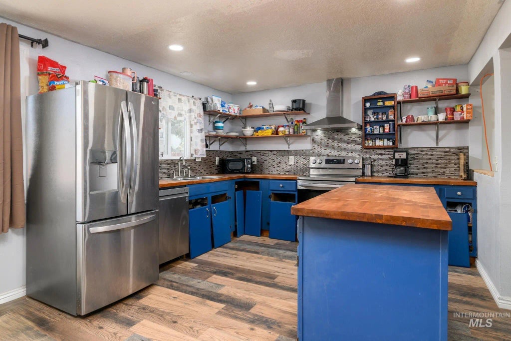 650 W Broadway Ave, Meridian