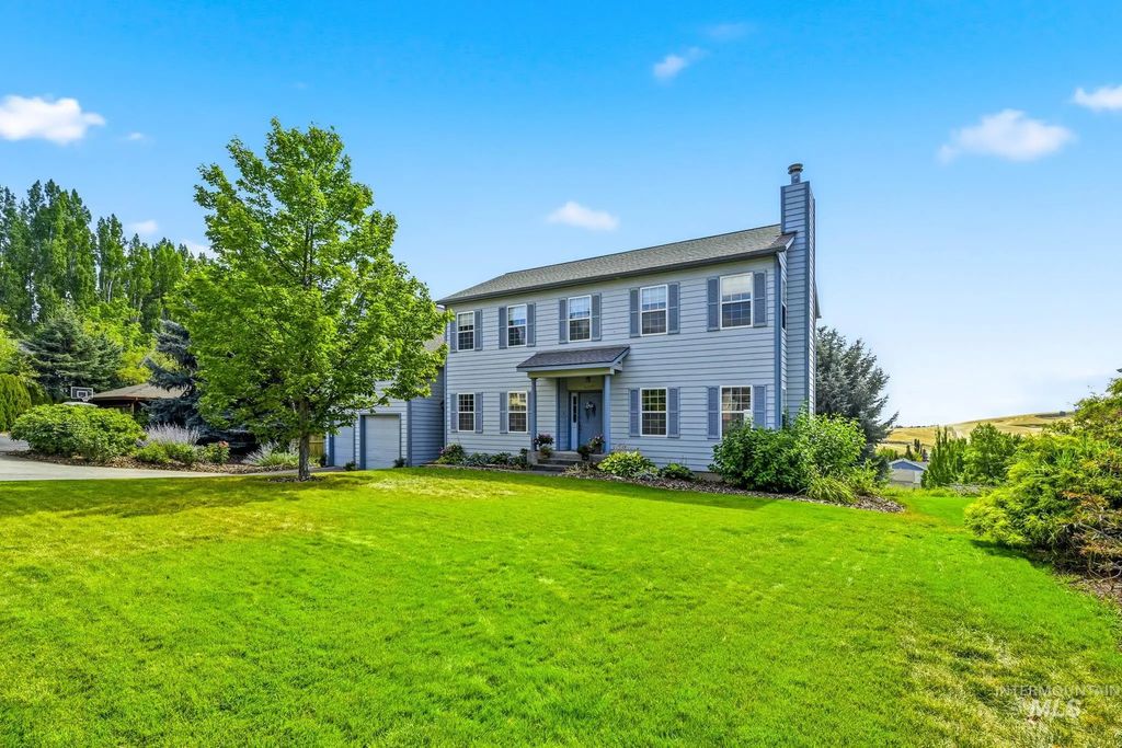 1672 Appaloosa Rd, Moscow