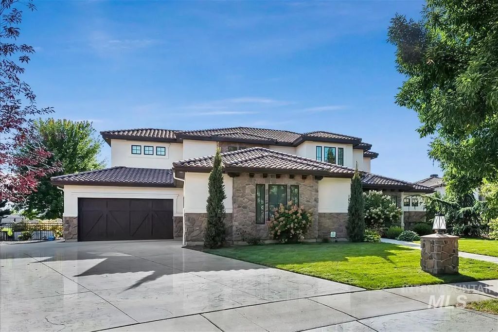 1657 N Iron Bello Pl, Eagle