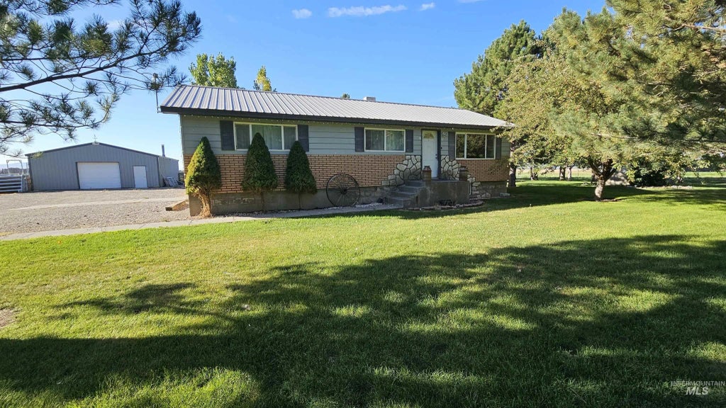 1655 W 1000 S, Pingree