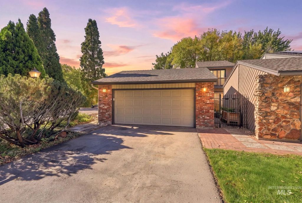 7255 W Cascade Dr, Boise