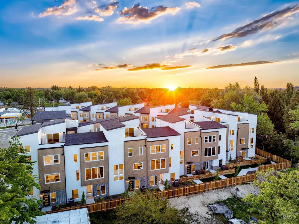 2013 S Makar Ln, Boise