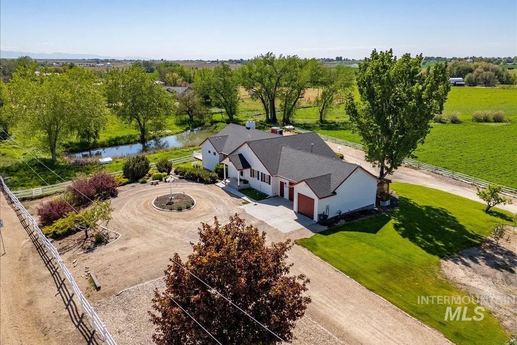 16921 Oasis Rd, Caldwell