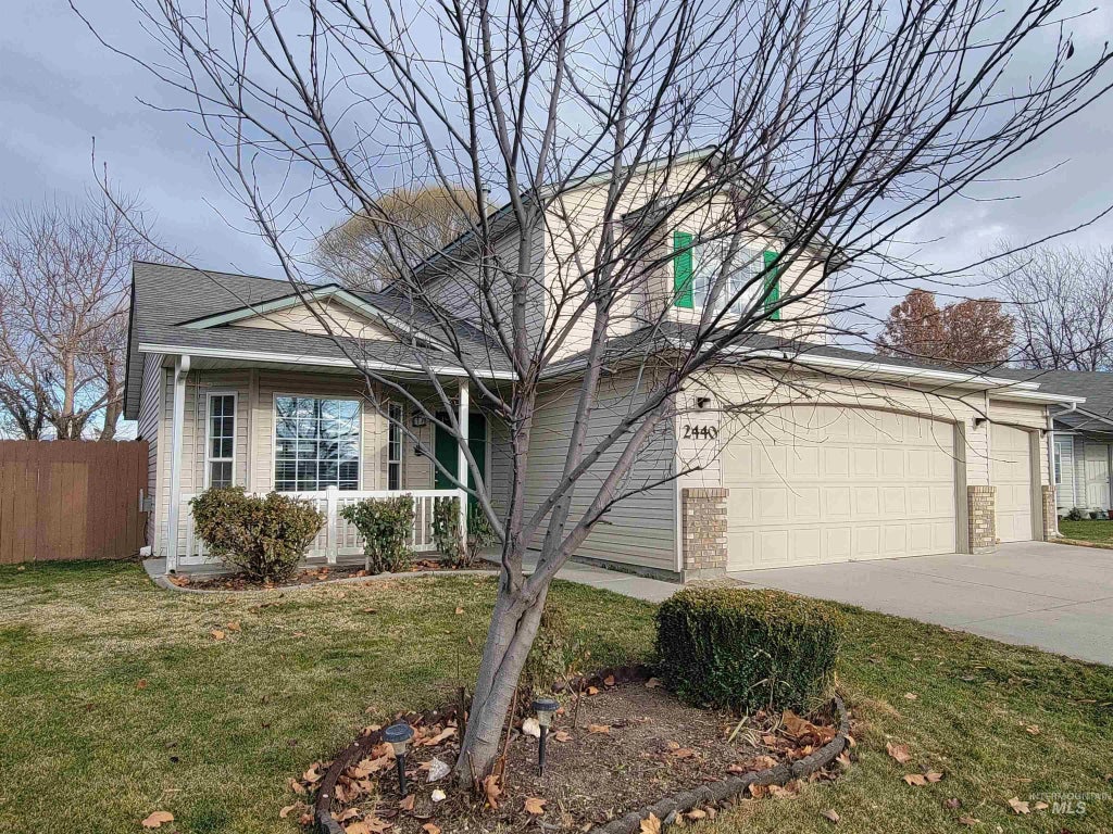 2440 S Royal Meadows Dr., Nampa