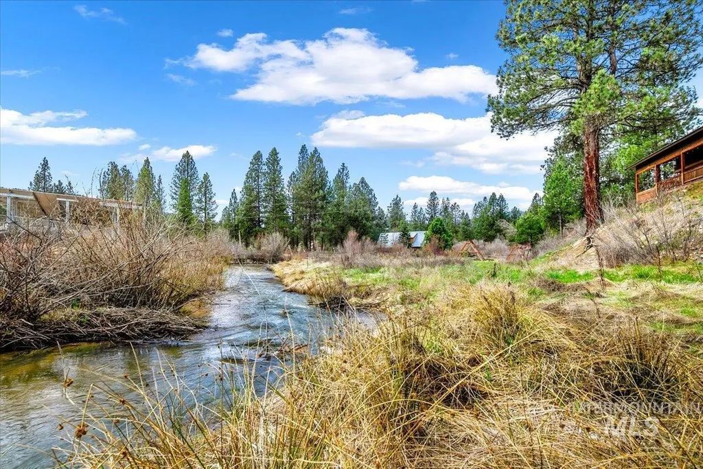 29 Mcintyre Gulch Rd, Idaho City
