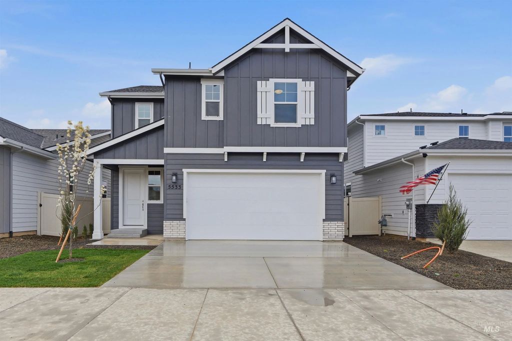 5536 W Lost Rapids St, Meridian