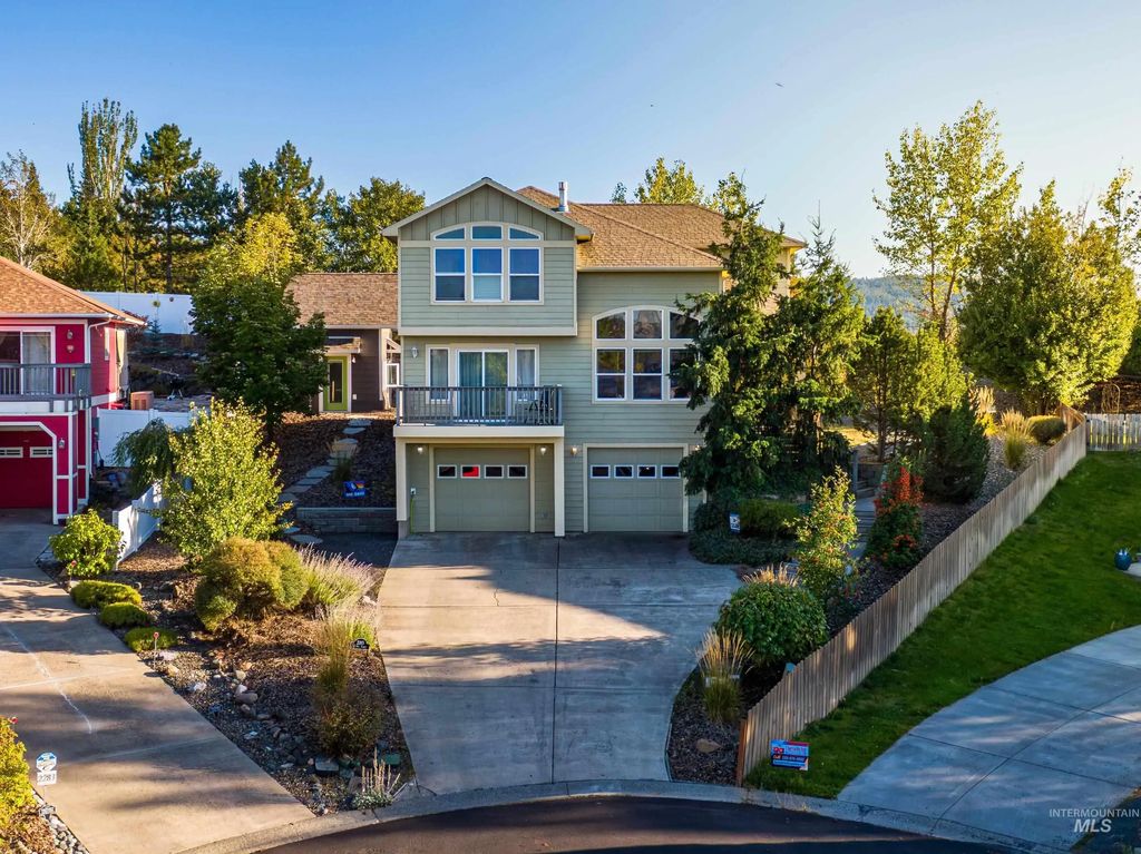 2265 E Sixth Street, Moscow
