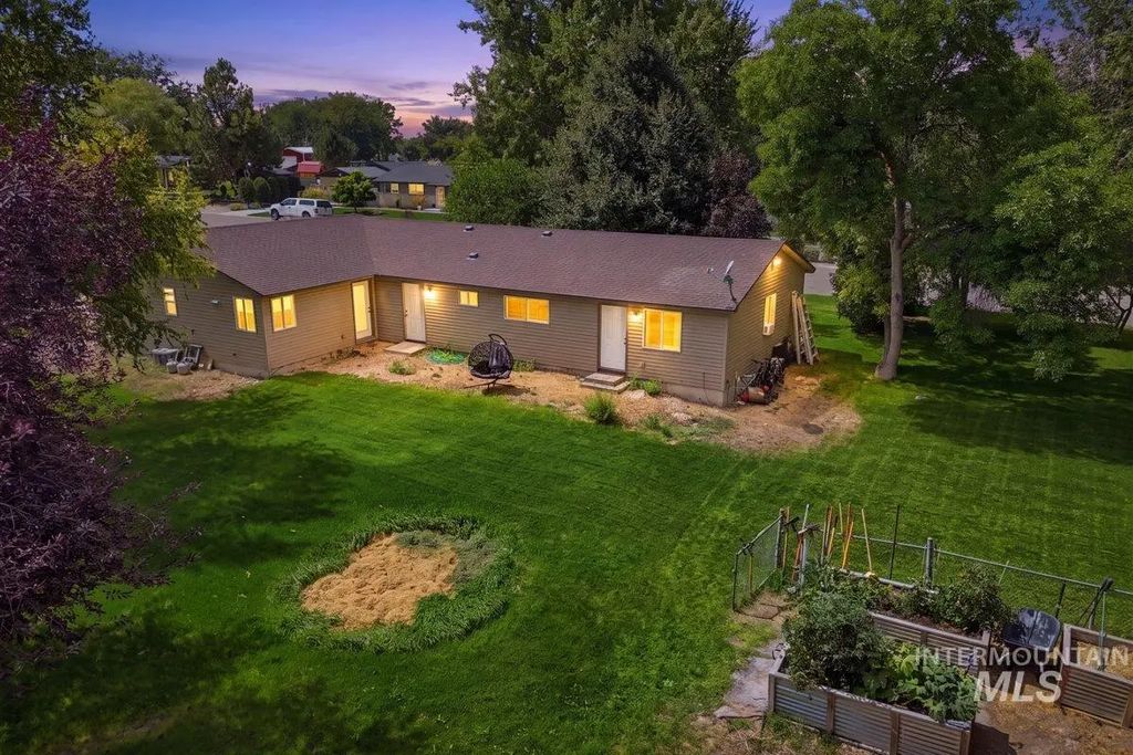12648 S Sonora Ave, Kuna