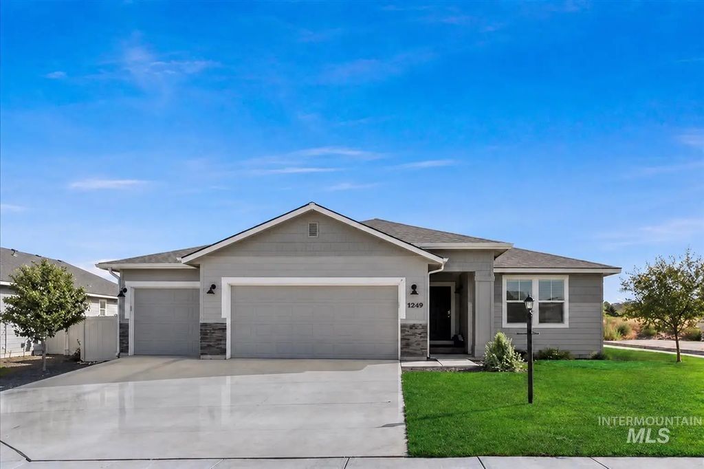 11249 W Tualatin River St, Nampa