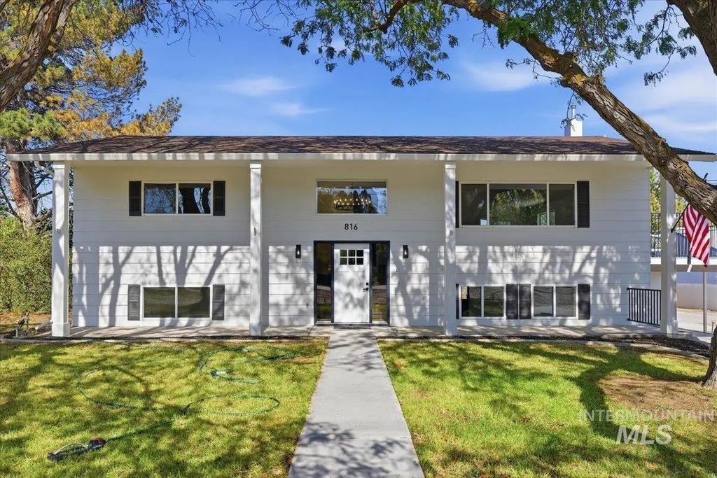 816 W Greenhurst Rd, Nampa