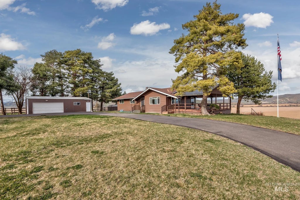 1684 Cove Road, Weiser