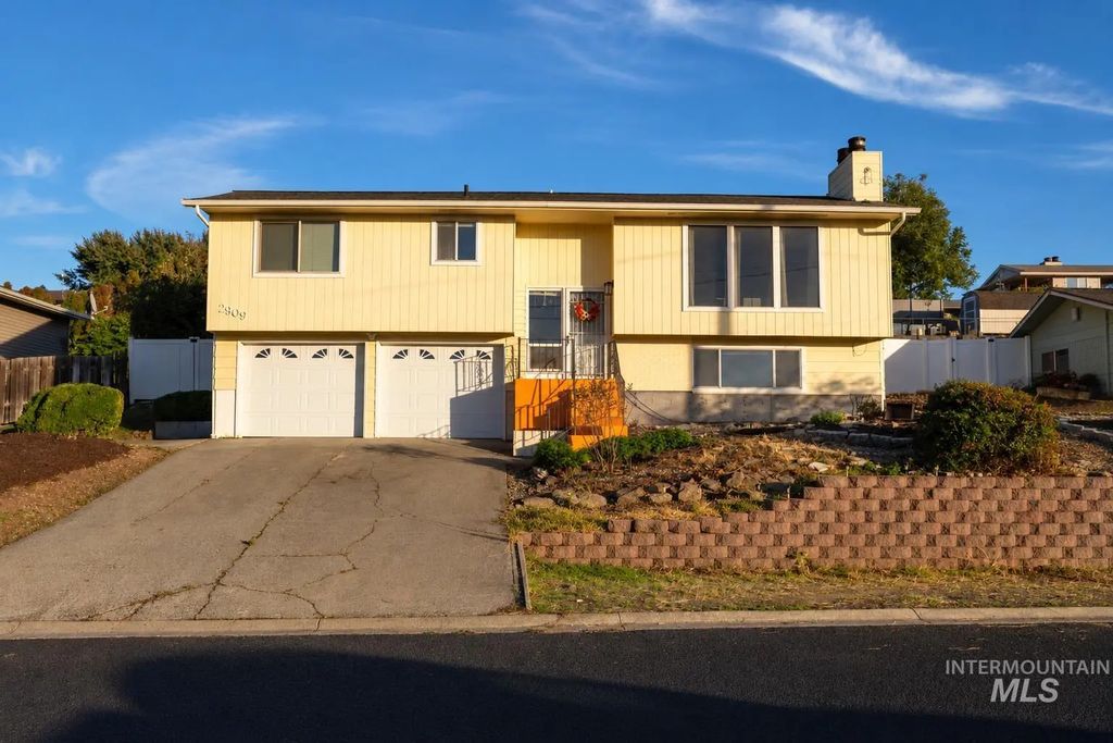 2909 Meadowlark Drive, Lewiston