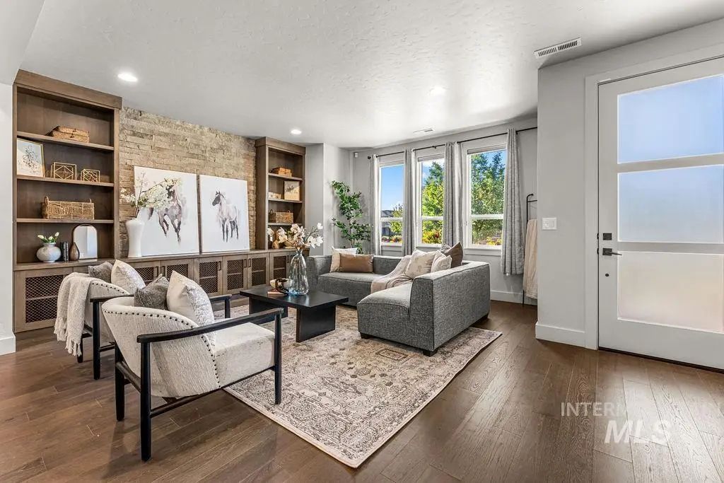 4434 E Parkcenter Blvd, Boise