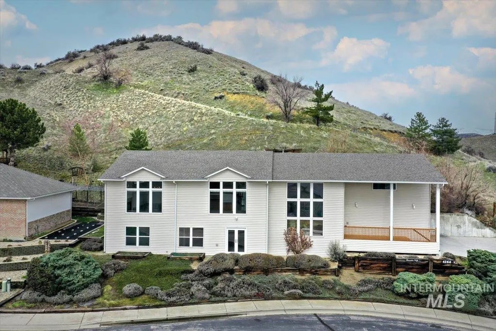 4266 N La Fontana Way, Boise